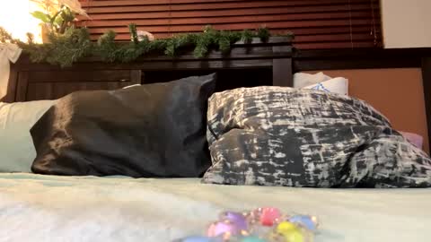 Snapshot of brownsugar0910 chatting on 02-02-25, 04:15 EtherealLilac online show from 02-02-25, 04:15