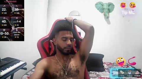 bruce_1111 online show from 11-13-25, 08:52