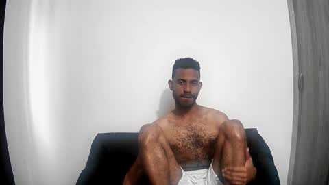 Snapshot of bruce_1111 chatting on 03-18-26, 06:33 bruce_1111 online show from 03-18-26, 06:33