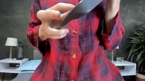 Bruce Hans online show from 10-20-25, 11:43