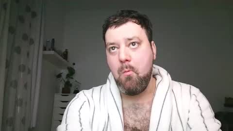 Bruce online show from 11-28-25, 05:15