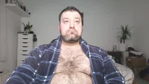 Snapshot of brucemf chatting on 04-24-26, 08:33 Bruce online show from 04-24-26, 08:33