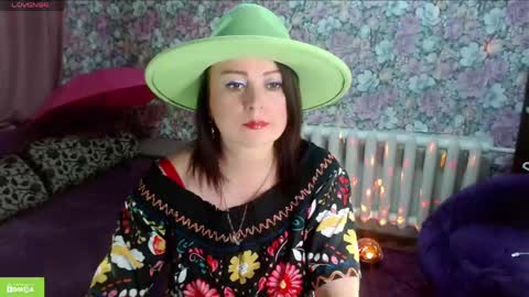 Julia online show from 05-24-26, 08:03