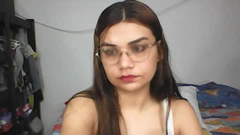 Snapshot of brunette_dan chatting on 12-20-24, 06:29 norma online show from 12-20-24, 06:29