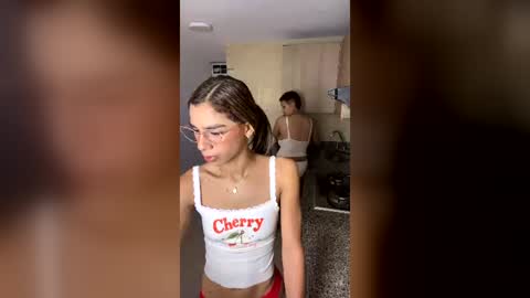 SARAH  online show from 07-17-26, 03:02