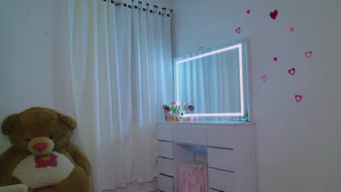 SARAH  online show from 07-31-26, 03:06