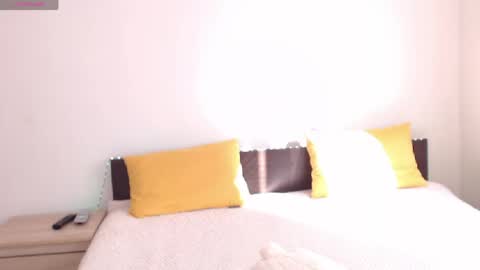 Ellis online show from 04-22-26, 06:27