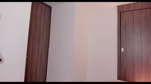 Snapshot of brunnahart chatting on 12-02-24, 06:54 online show from 12-02-24, 06:54