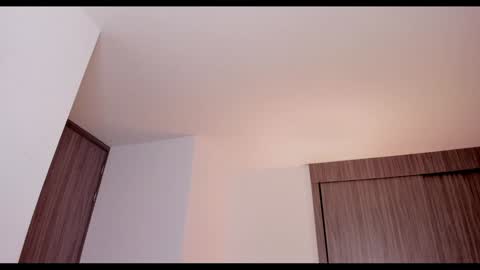 Snapshot of brunnahart chatting on 12-17-24, 05:15 online show from 12-17-24, 05:15