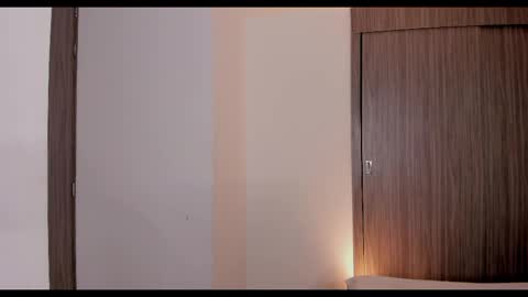 Snapshot of brunnahart chatting on 10-16-25, 08:43 online show from 10-16-25, 08:43