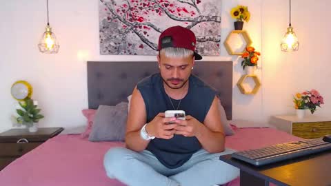 bruno_booss online show from 12-16-25, 04:28