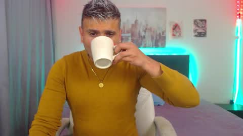 bruno_booss online show from 01-11-26, 04:28