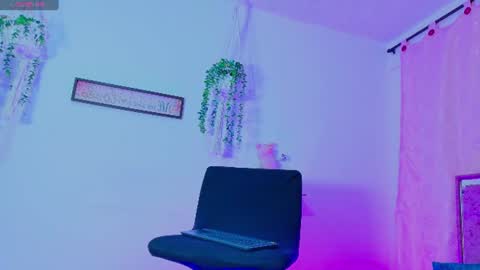 chloe cassie online show from 07-26-26, 12:34