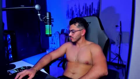 Bruno online show from 11-30-25, 05:00