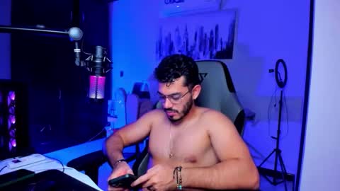 Bruno online show from 12-21-25, 04:19