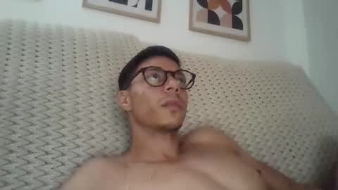 Snapshot of brunobalbino2 chatting on 03-06-26, 04:09 brunobalbino2 online show from 03-06-26, 04:09