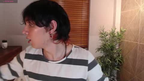 Snapshot of brunodeluca_ chatting on 05-22-26, 08:14 Bruno online show from 05-22-26, 08:14