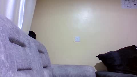 Snapshot of brusedarling chatting on 03-02-25, 12:01 brucedarling online show from 03-02-25, 12:01