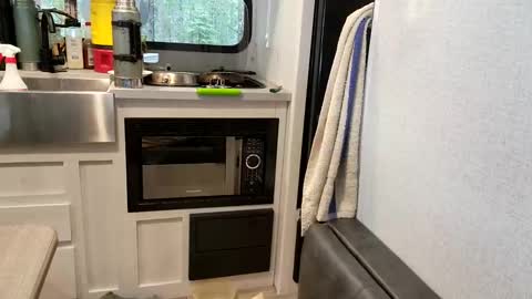 Snapshot of brushsquach chatting on 02-08-25, 09:46 Steve... aka SkinnieDippin aka TimberTramp online show from 02-08-25, 09:46