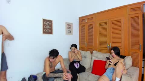 Snapshot of brutal_sex_room2k chatting on 04-28-26, 01:05 brutal_sex_room2k online show from 04-28-26, 01:05
