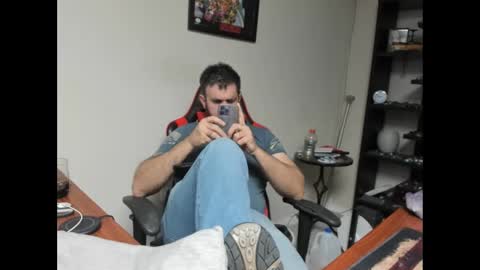 Snapshot of brutalmaster1983 chatting on 03-08-25, 06:47 BRUTALMASTER1983 online show from 03-08-25, 06:47