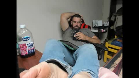 Snapshot of brutalmaster1983 chatting on 09-19-25, 07:14 BRUTALMASTER1983 online show from 09-19-25, 07:14