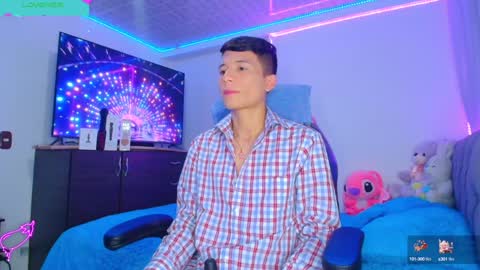 Snapshot of bryam_hot chatting on 01-03-25, 12:54 BRYAM INDEPENDENT MODEL online show from 01-03-25, 12:54