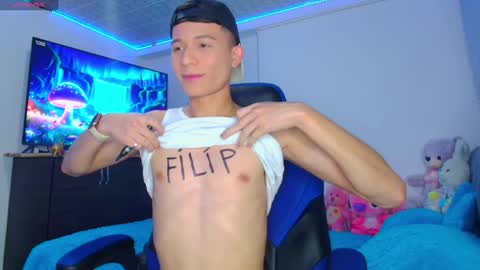 Snapshot of bryam_hot chatting on 01-20-25, 01:28 BRYAM INDEPENDENT MODEL online show from 01-20-25, 01:28