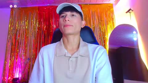 Snapshot of bryam_hot chatting on 10-04-25, 01:31 BRYAM INDEPENDENT MODEL online show from 10-04-25, 01:31