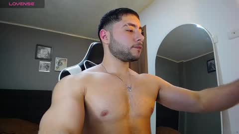 Snapshot of bryan_oficials chatting on 01-05-25, 03:00 bryan_oficials online show from 01-05-25, 03:00