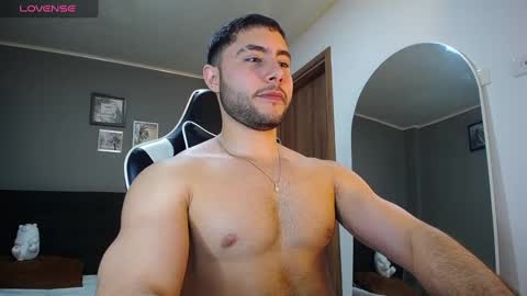 Snapshot of bryan_oficials chatting on 01-06-25, 12:37 bryan_oficials online show from 01-06-25, 12:37