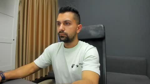 Snapshot of brycereign chatting on 03-18-26, 05:21 BryceReign online show from 03-18-26, 05:21