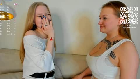 Mary Please help us to reach 120 thumbs up online show from 12-24-24, 02:22