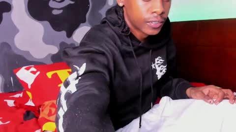 Snapshot of bryxon777 chatting on 05-20-26, 12:11 BRYSON online show from 05-20-26, 12:11