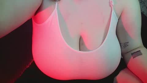 Snapshot of bubble_bambam chatting on 01-23-25, 06:14 Nancy 3 online show from 01-23-25, 06:14