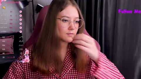 Snapshot of bubble_bunny chatting on 11-01-25, 11:51 Ruby online show from 11-01-25, 11:51