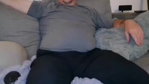 Snapshot of buck_camstar chatting on 04-03-26, 06:44 Buck online show from 04-03-26, 06:44