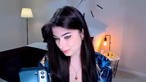 Ari online show from 02-15-26, 03:31