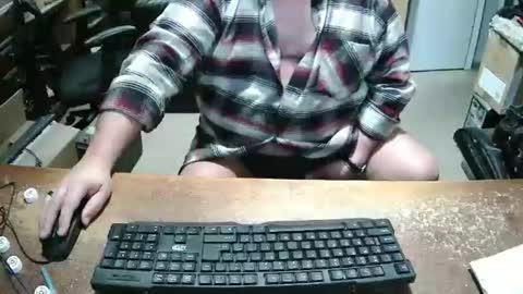 Bucku2 online show from 11-29-25, 01:36