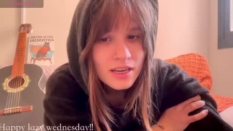 Snapshot of buckwheat_queen chatting on 07-08-26, 06:56 Mira online show from 07-08-26, 06:56