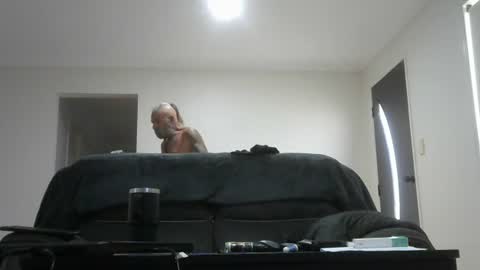 Snapshot of buddaozzie chatting on 07-17-26, 01:34 hi ladies JOI welcome cum chat online show from 07-17-26, 01:34
