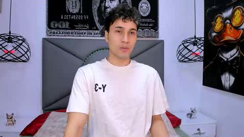 Snapshot of buddy_whitte chatting on 02-16-26, 03:41 Buddy Whitte online show from 02-16-26, 03:41