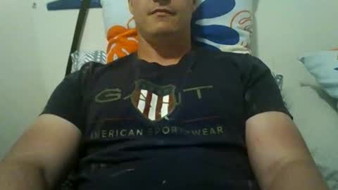Snapshot of buffjezza27 chatting on 05-12-26, 07:16 buffgymjunkie27 online show from 05-12-26, 07:16