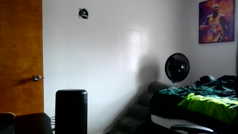 buffsexyman24 online show from 03-26-26, 06:13