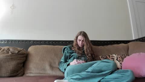 Buffy online show from 02-11-25, 08:20