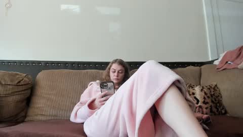 Buffy online show from 02-17-25, 06:15