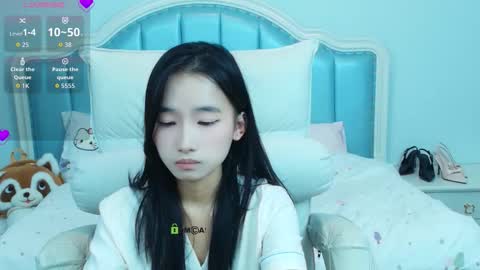 Sandy----xx online show from 11-13-25, 04:44