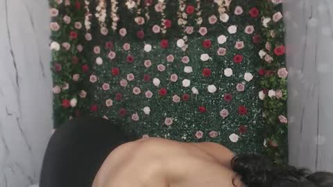 bull_cam online show from 11-07-25, 06:08