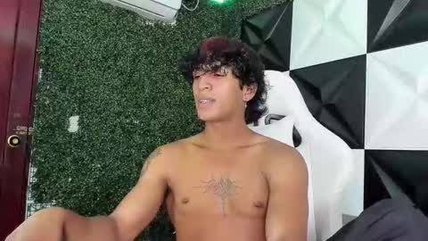 bull_cam online show from 12-14-25, 02:22