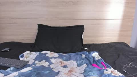 Bulma Bambina online show from 04-30-26, 08:57